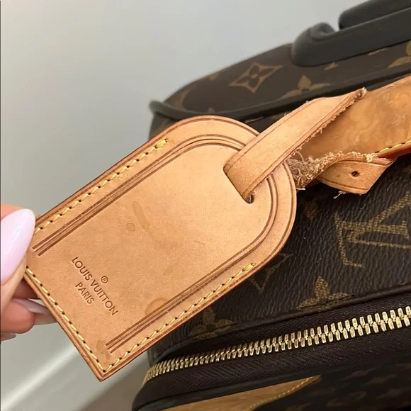 Louis Vuitton Authentic Pegas 55 Suitcase - Picture 9 of 16
